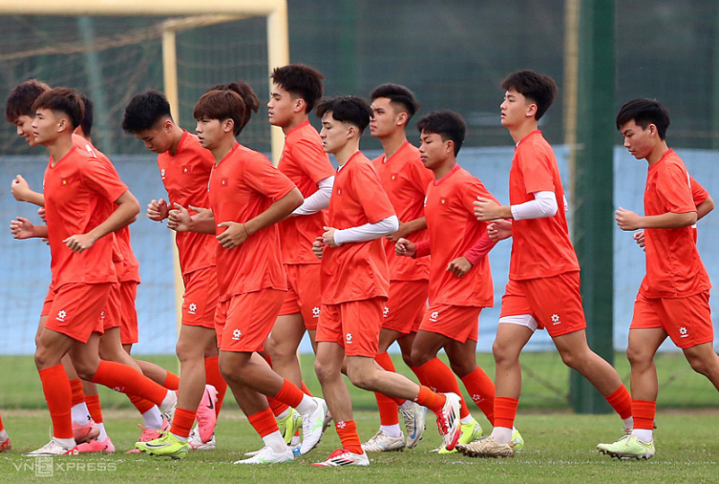 Tiền đạo U23 Thái Lan mong chạm trán Việt Nam ở trận chung kết